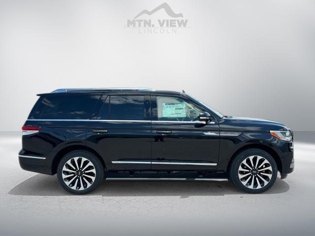 new 2024 Lincoln Navigator car, priced at $95,995