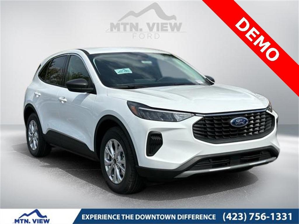 new 2025 Ford Escape car, priced at $28,557