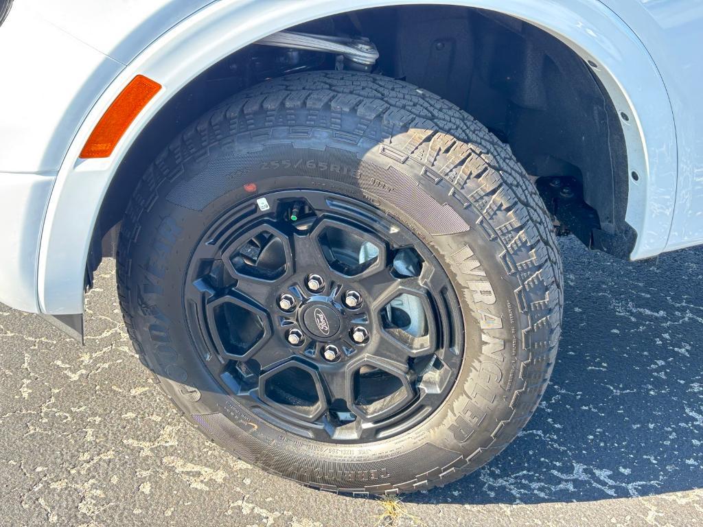 new 2025 Ford Ranger car, priced at $40,995