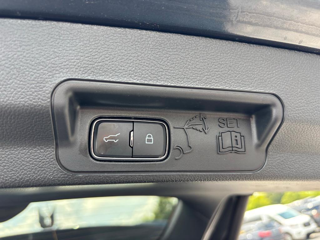 used 2023 Ford Explorer car, priced at $30,684
