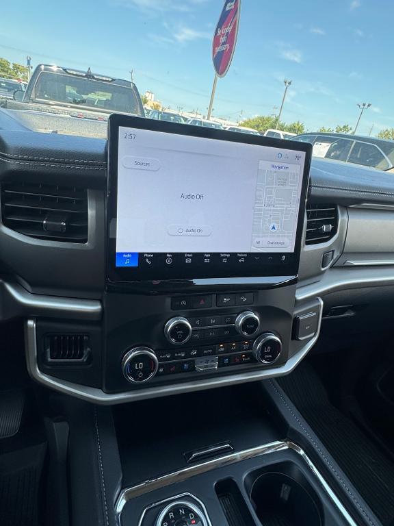 used 2024 Ford Expedition car, priced at $56,600