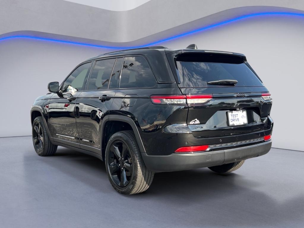 used 2023 Jeep Grand Cherokee car, priced at $30,557