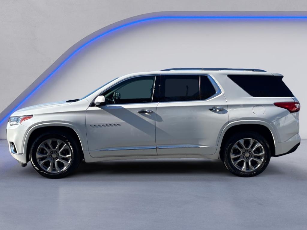 used 2021 Chevrolet Traverse car, priced at $22,098