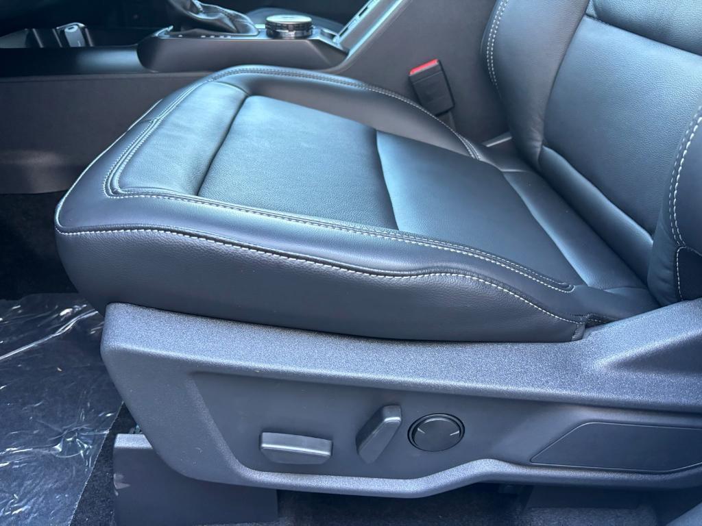 new 2025 Ford Bronco car, priced at $49,935