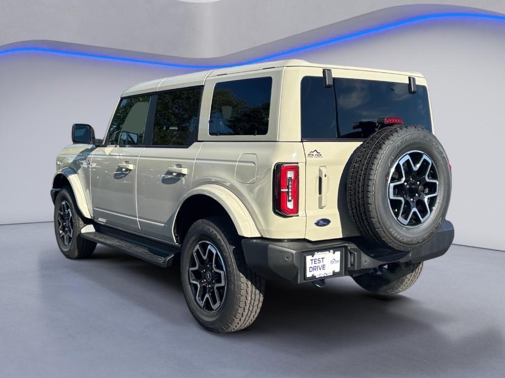 new 2025 Ford Bronco car, priced at $49,935