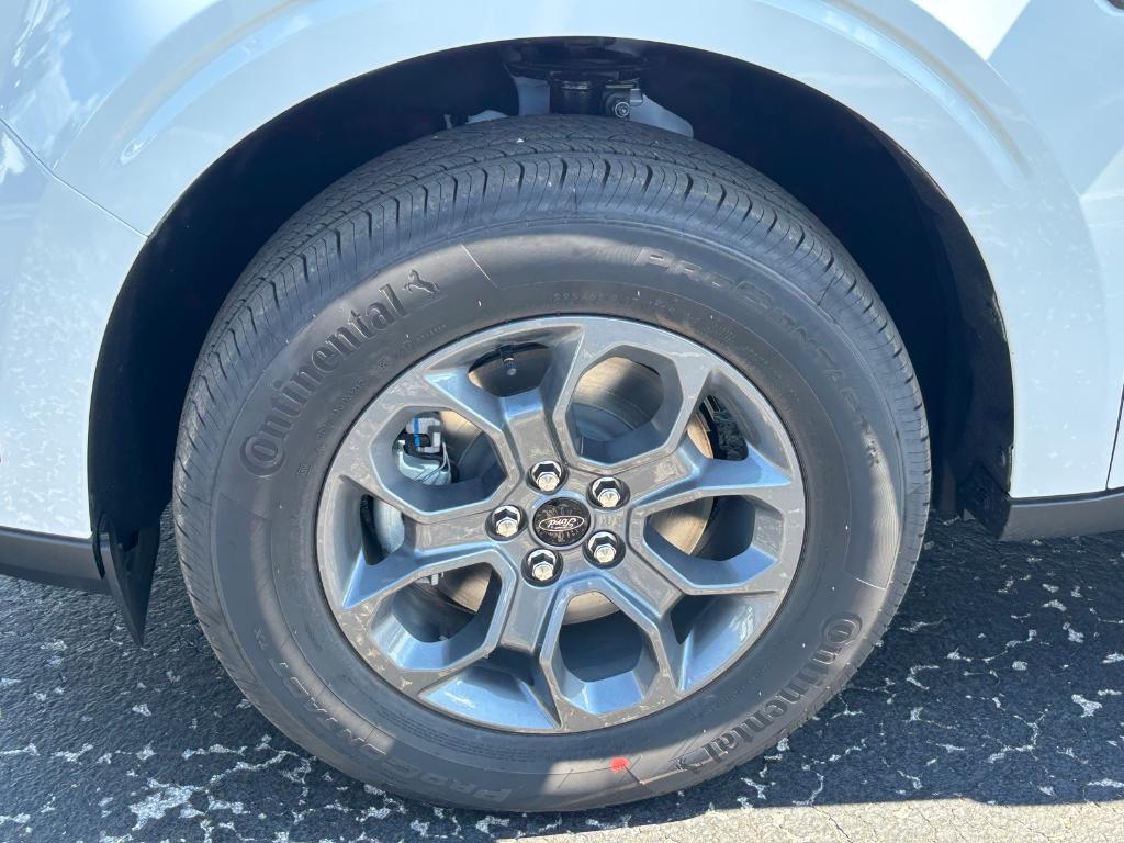 new 2025 Ford Maverick car, priced at $31,782