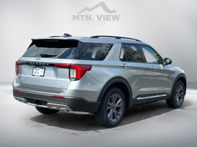 new 2025 Ford Explorer car, priced at $45,500