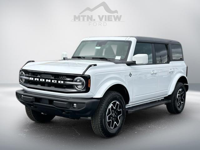 new 2024 Ford Bronco car, priced at $52,205