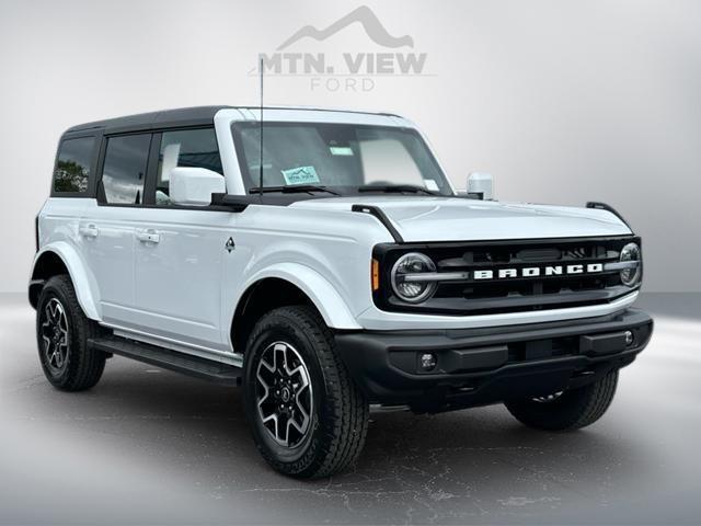 new 2024 Ford Bronco car, priced at $52,205