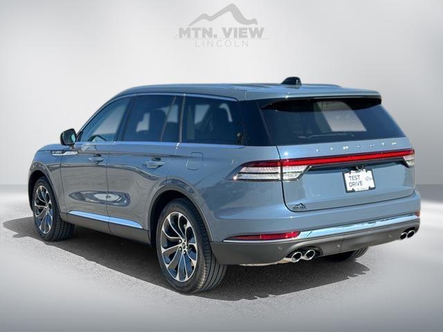 new 2025 Lincoln Aviator car, priced at $66,275