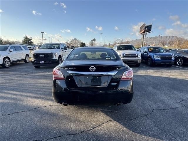 used 2013 Nissan Altima car, priced at $5,450