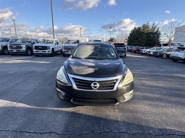 used 2013 Nissan Altima car, priced at $5,450