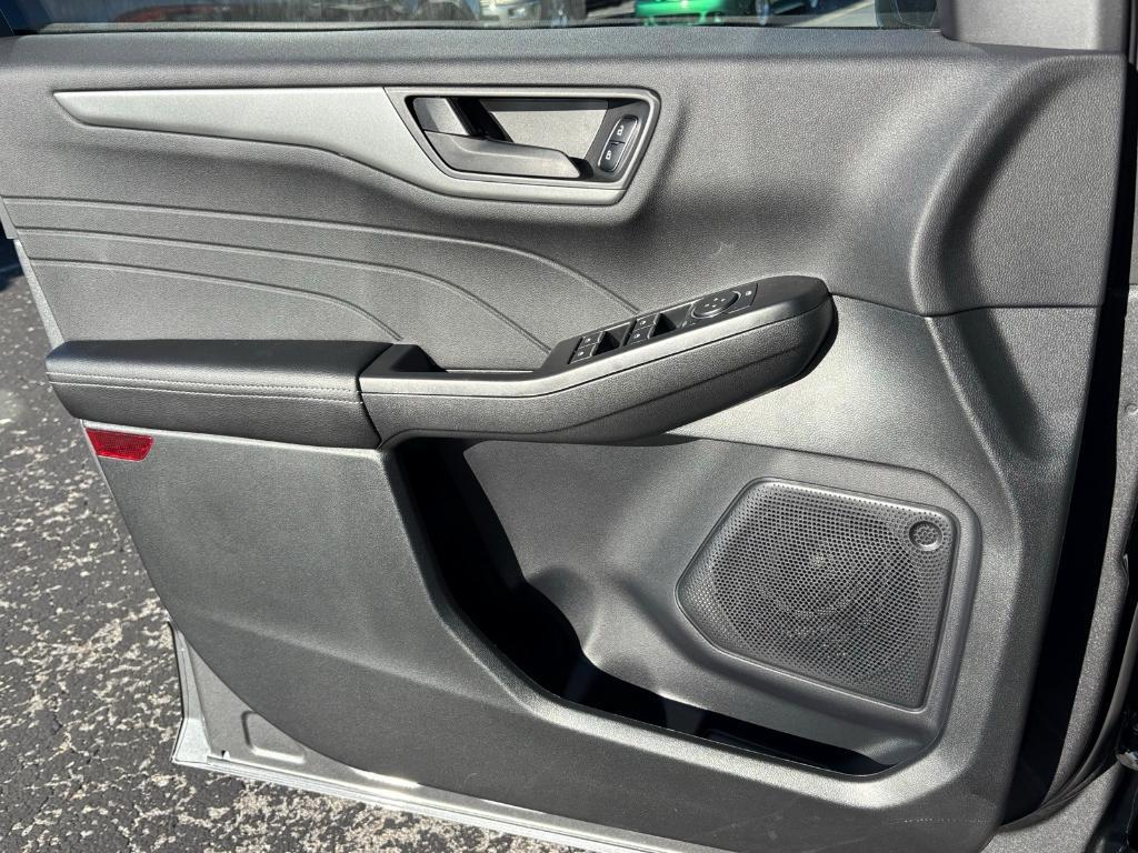 new 2026 Ford Escape car, priced at $29,845