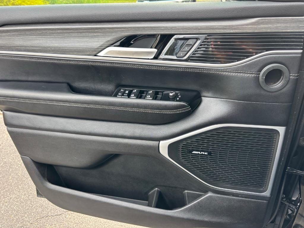 used 2024 Jeep Wagoneer car, priced at $41,883