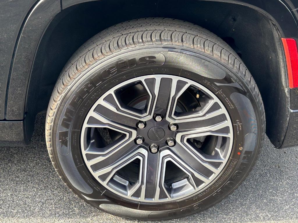 used 2024 Jeep Wagoneer car, priced at $41,883