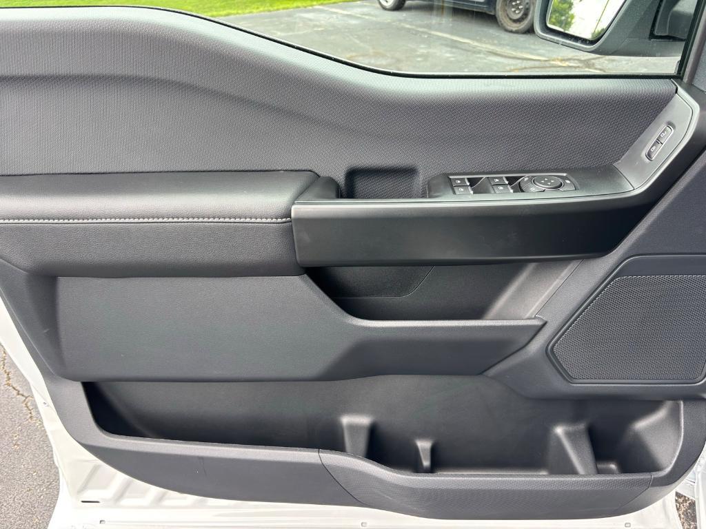 new 2025 Ford F-150 car, priced at $41,590