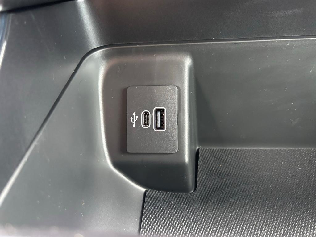new 2025 Ford F-150 car, priced at $41,590