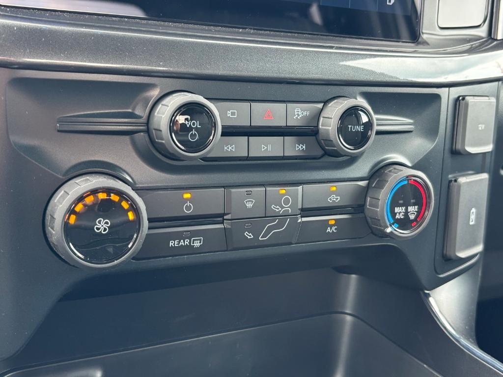 new 2025 Ford F-150 car, priced at $41,590