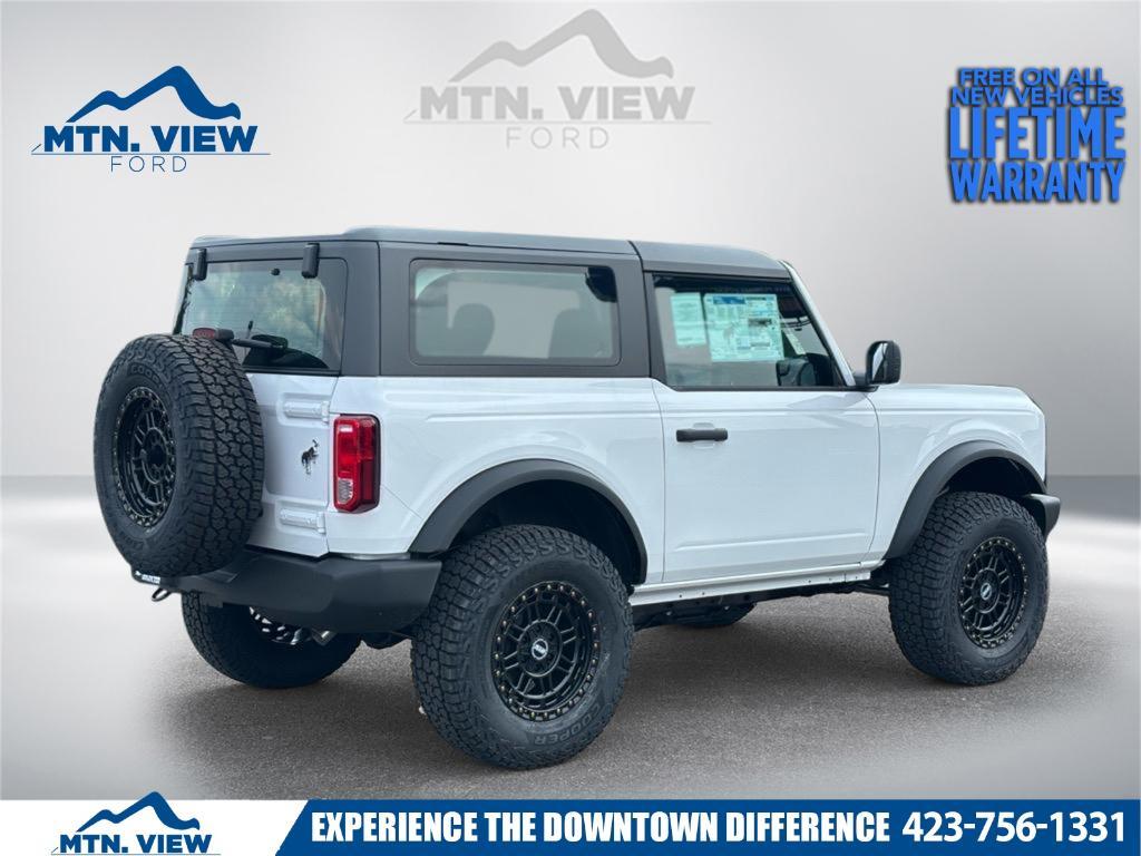 new 2025 Ford Bronco car, priced at $42,213