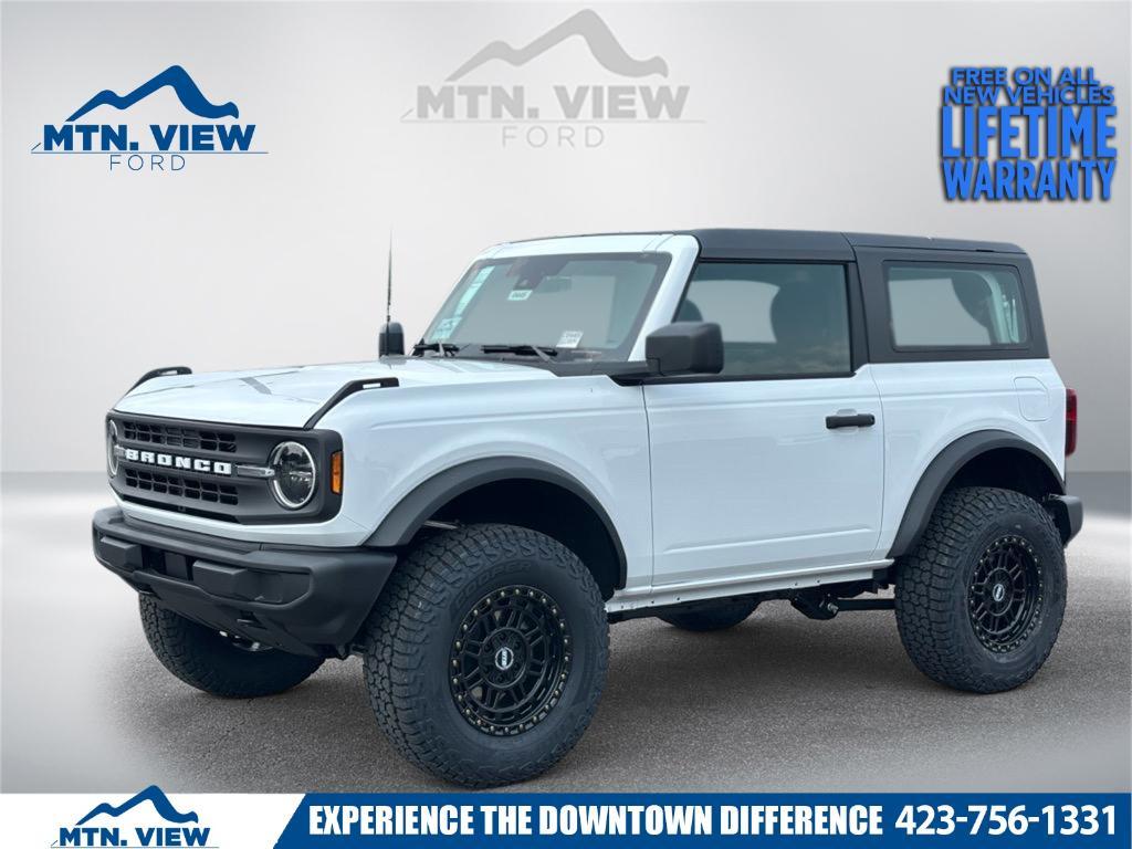 new 2025 Ford Bronco car, priced at $42,213