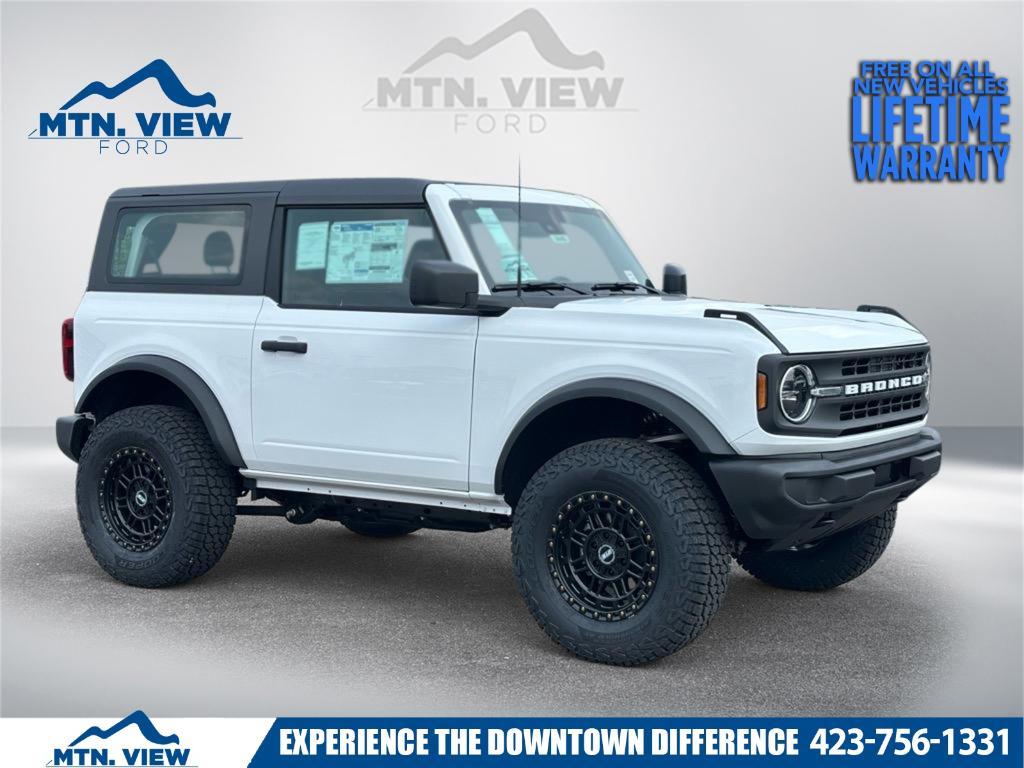 new 2025 Ford Bronco car, priced at $42,213