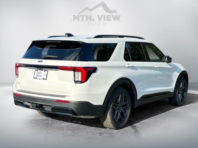 new 2025 Ford Explorer car, priced at $46,500