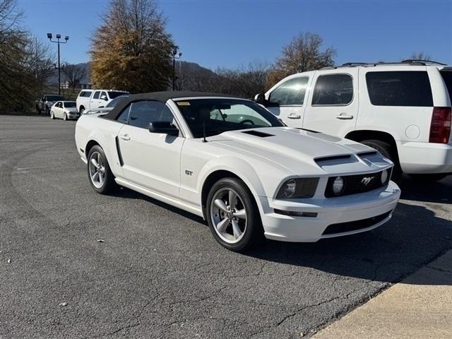 used 2006 Ford Mustang car, priced at $10,441