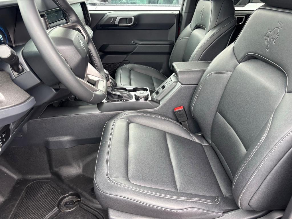 new 2025 Ford Bronco car, priced at $47,527