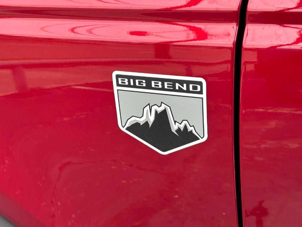 new 2025 Ford Bronco car, priced at $47,527