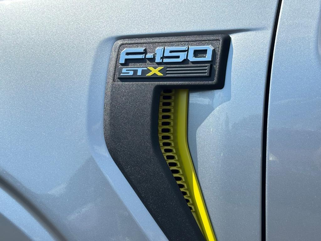 new 2025 Ford F-150 car, priced at $41,590