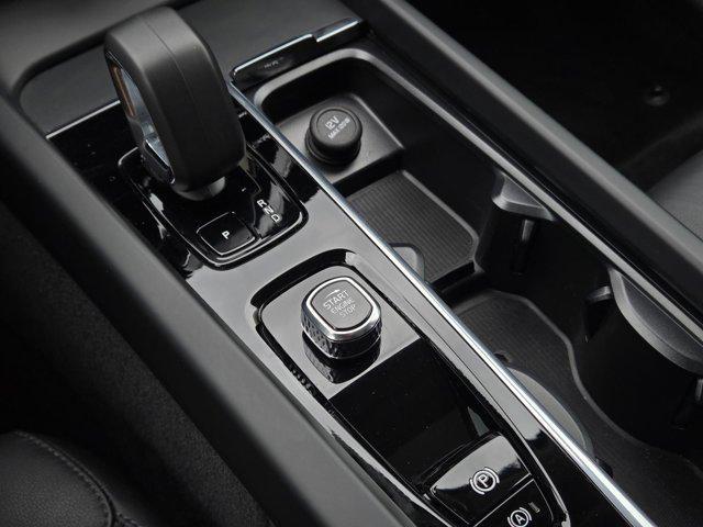 used 2025 Volvo XC60 car, priced at $32,641