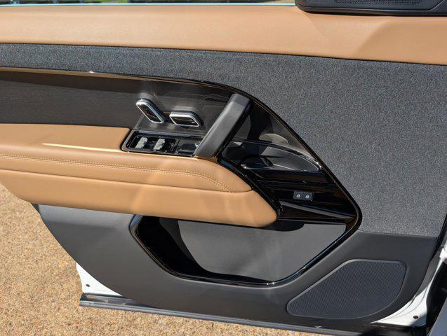 new 2025 Land Rover Range Rover Sport car, priced at $95,130
