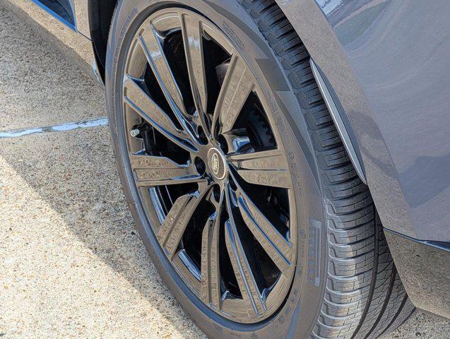 new 2025 Land Rover Range Rover car, priced at $121,630