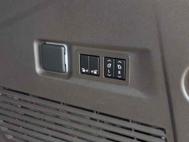 used 2023 GMC Yukon XL car, priced at $58,524