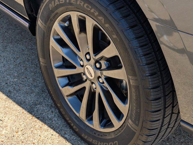 used 2019 Ford Expedition car, priced at $24,412
