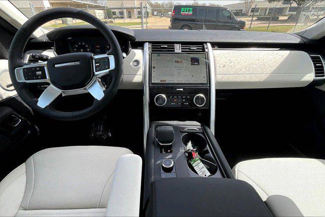 new 2025 Land Rover Discovery car, priced at $66,292