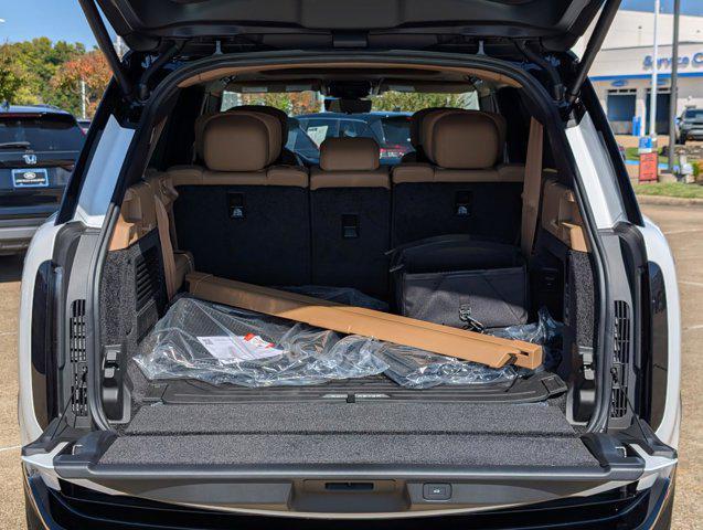 new 2025 Land Rover Range Rover car, priced at $195,795