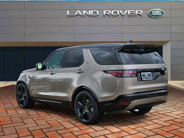 new 2025 Land Rover Discovery car, priced at $78,618