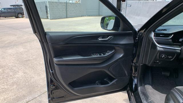 used 2023 Jeep Grand Cherokee car, priced at $30,799