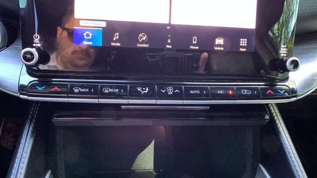 used 2023 Jeep Wagoneer car, priced at $52,899