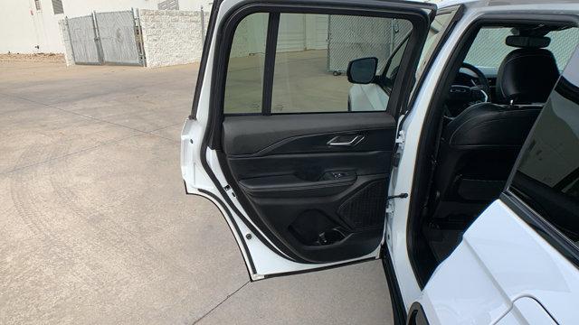 used 2024 Jeep Grand Cherokee car, priced at $31,999