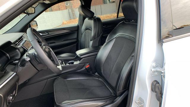 used 2024 Jeep Grand Cherokee car, priced at $31,999