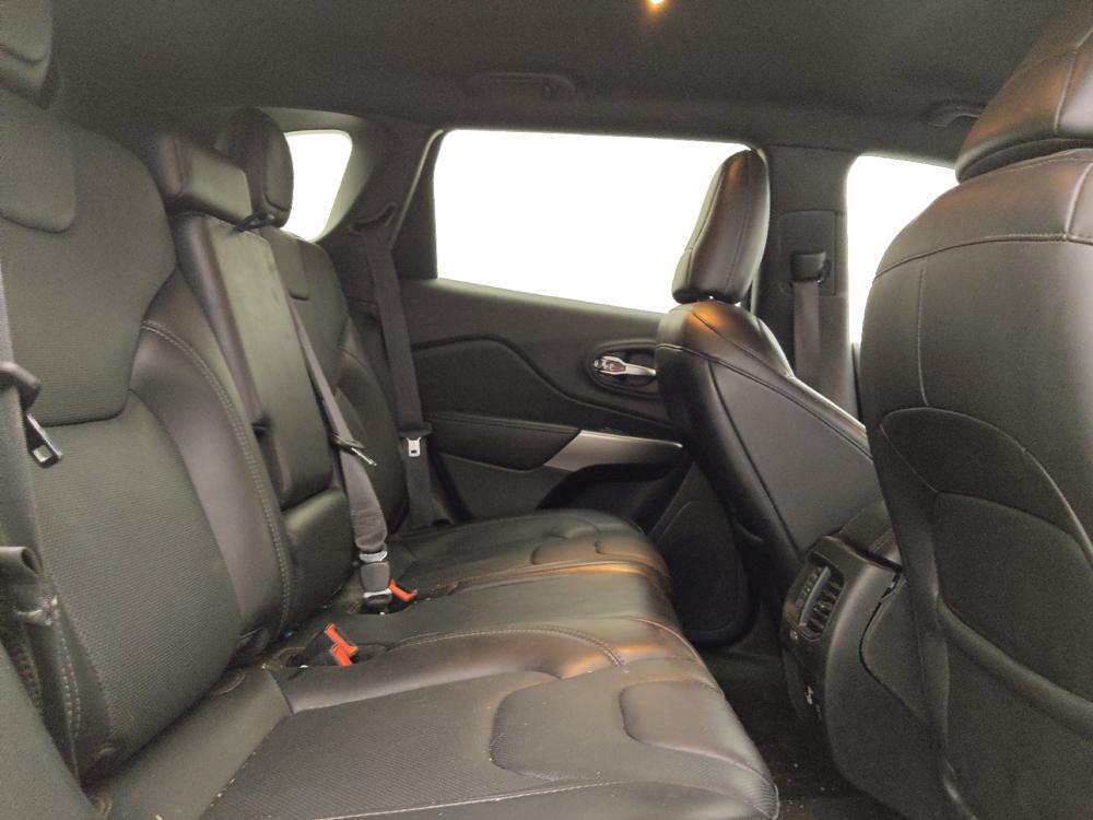 used 2019 Jeep Cherokee car, priced at $18,195