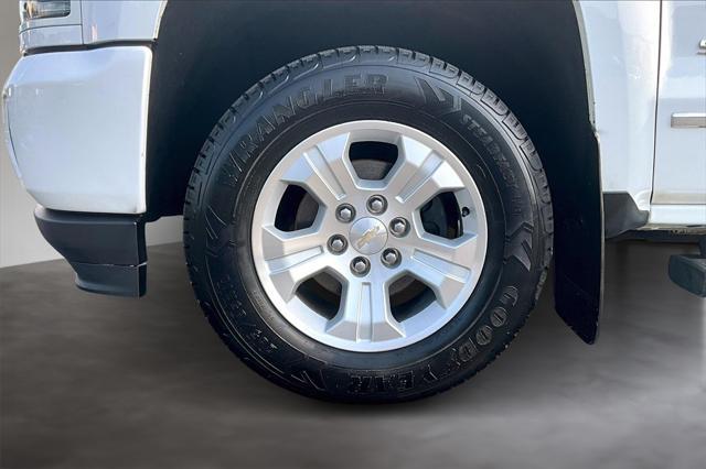 used 2018 Chevrolet Silverado 1500 car, priced at $35,938