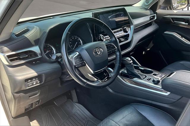 used 2021 Toyota Highlander car, priced at $34,779