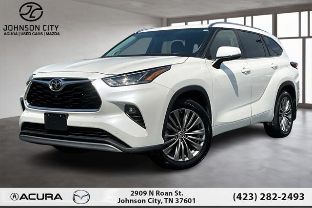 used 2021 Toyota Highlander car, priced at $34,779