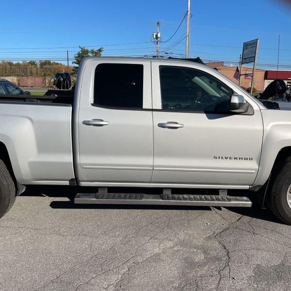 used 2018 Chevrolet Silverado 1500 car, priced at $27,549