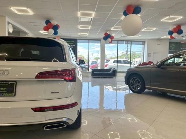 used 2024 Audi Q5 car, priced at $39,995