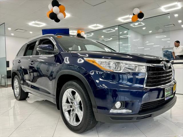 used 2015 Toyota Highlander car, priced at $19,995