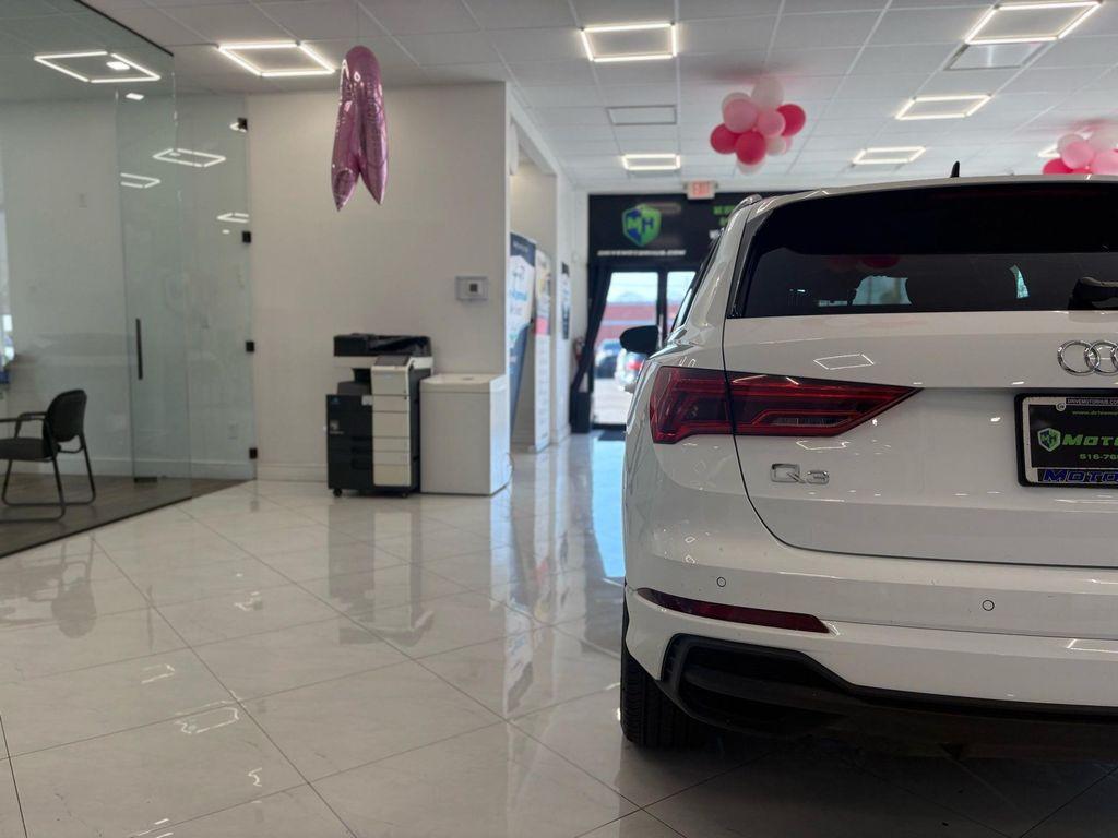 used 2025 Audi Q3 car, priced at $31,095